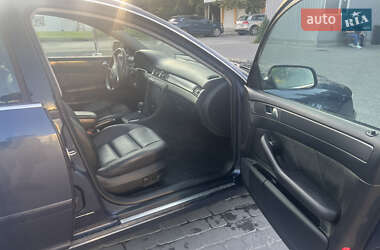 Седан Audi A6 2004 в 