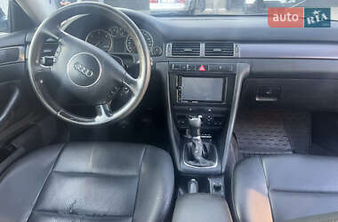 Седан Audi A6 2004 в 