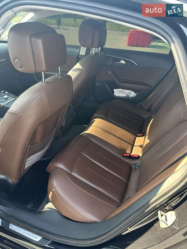 Седан Audi A6 2012 в Полтаве