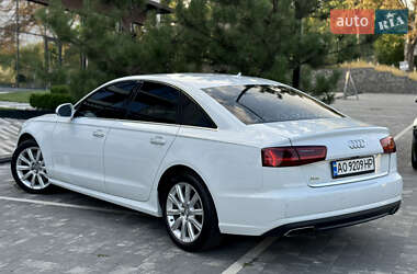Седан Audi A6 2015 в 