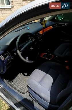 Универсал Audi A6 2000 в 