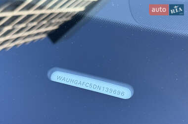 Седан Audi A6 2013 в 