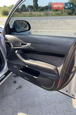 Универсал Audi A6 2011 в 