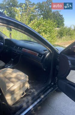 Универсал Audi A6 1999 в 
