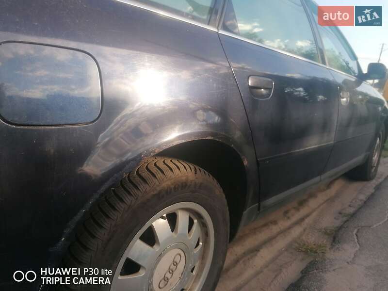 Седан Audi A6 1997 в Змиеве