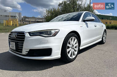 Седан Audi A6 2015 в 