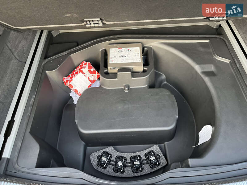 Универсал Audi A6 2013 в Львове