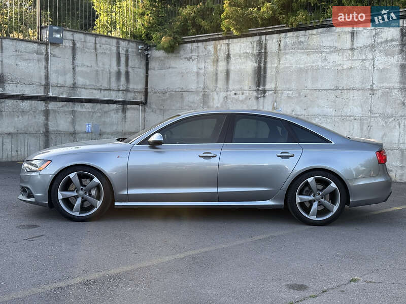 Седан Audi A6 2014 в Ровно