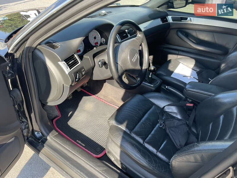 Универсал Audi A6 2003 в Львове