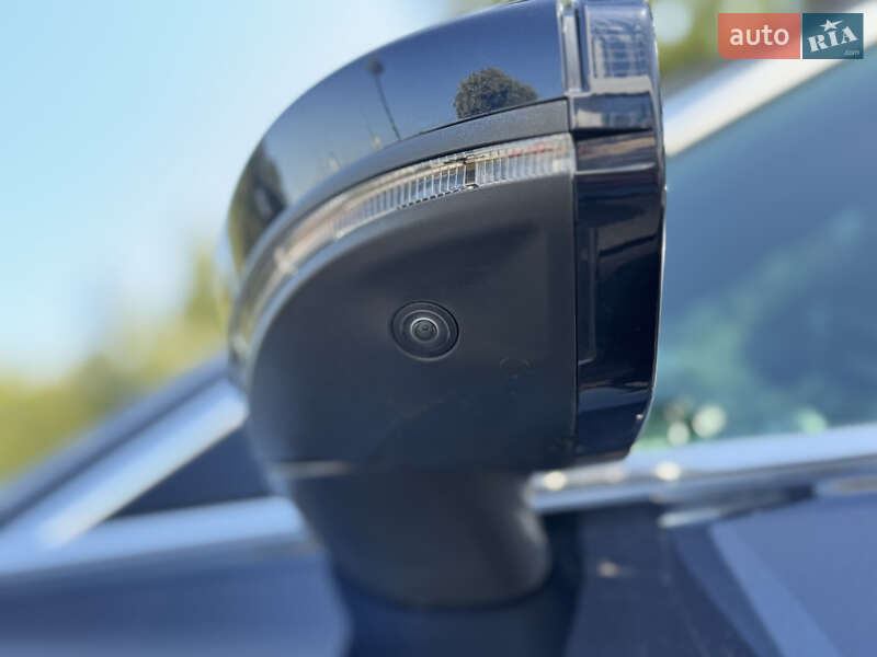 Седан Audi A6 2022 в Киеве