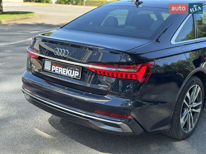 Седан Audi A6 2022 в Киеве