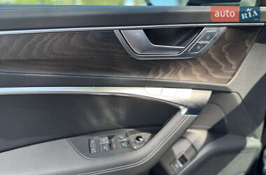 Седан Audi A6 2022 в 