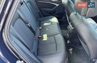 Седан Audi A6 2022 в 
