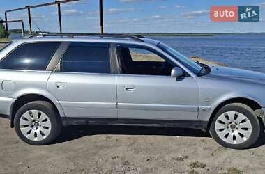 Универсал Audi A6 1996 в 