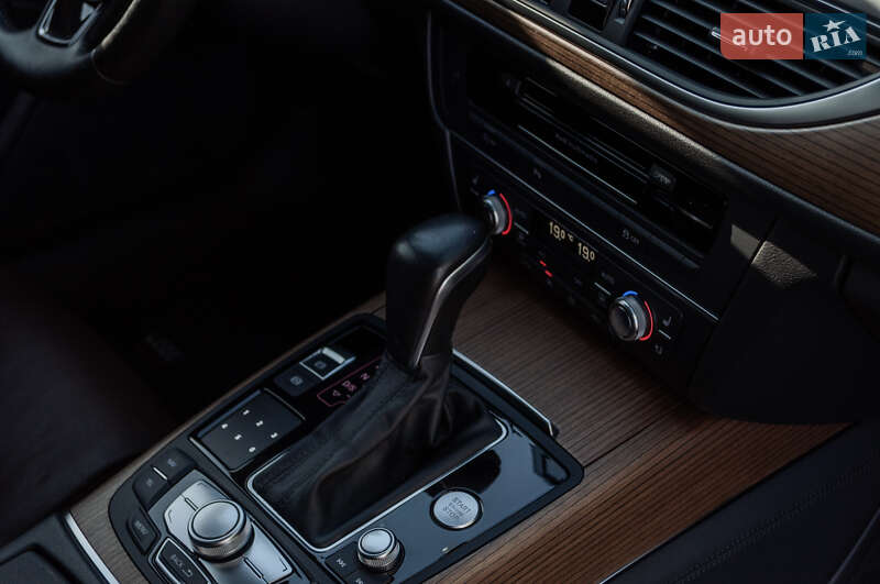 Седан Audi A6 2015 в Одессе