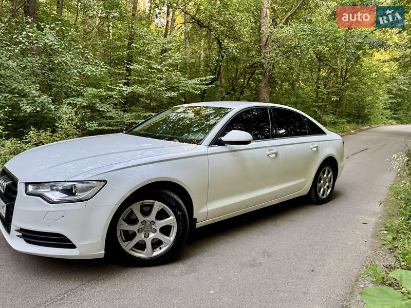 Седан Audi A6 2011 в Киеве