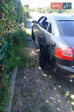 Седан Audi A6 2004 в 
