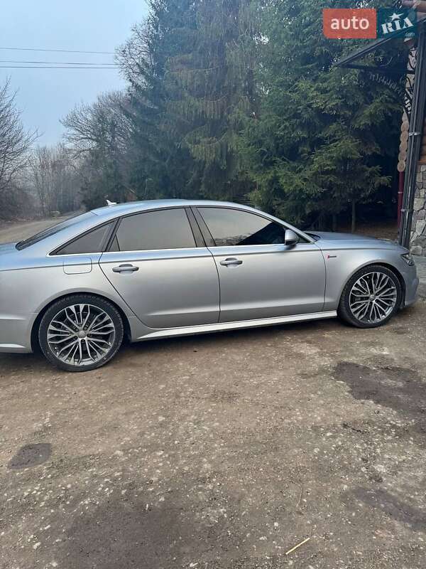 Седан Audi A6 2015 в Киеве
