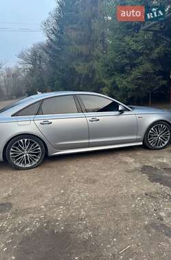 Седан Audi A6 2015 в 