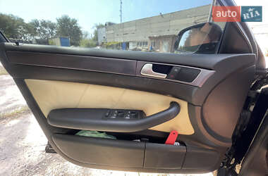 Седан Audi A6 2003 в 