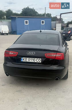 Седан Audi A6 2013 в 
