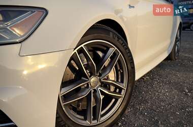 Седан Audi A6 2016 в 
