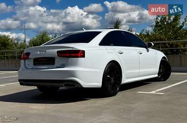 Седан Audi A6 2015 в 