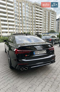 Седан Audi A6 2019 в 