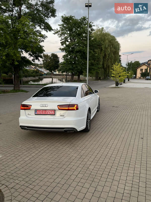 Седан Audi A6 2014 в Львове