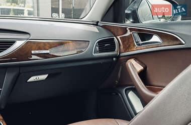 Седан Audi A6 2015 в 