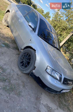 Седан Audi A6 1998 в 