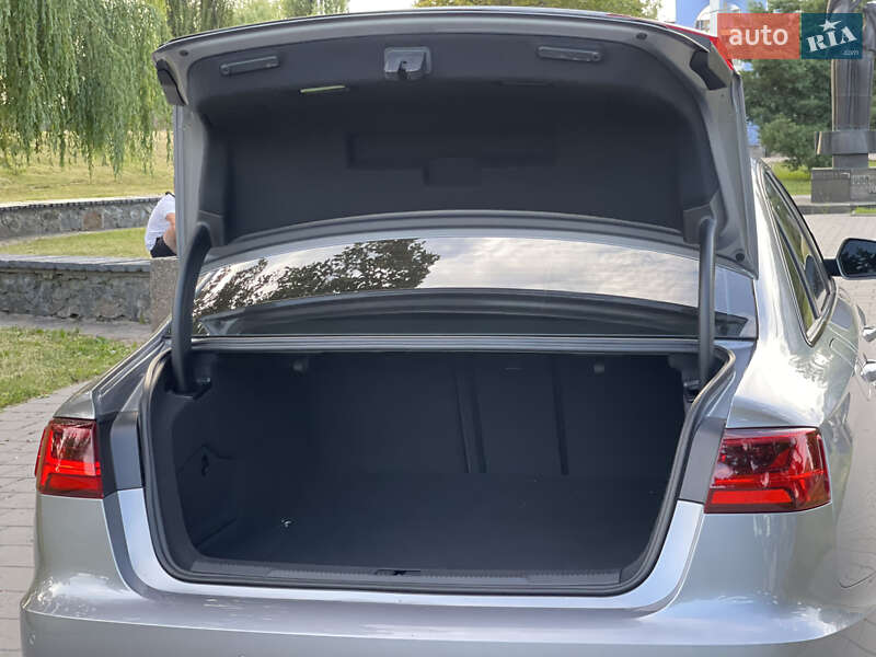 Седан Audi A6 2015 в Виннице
