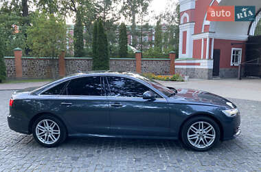 Седан Audi A6 2015 в 