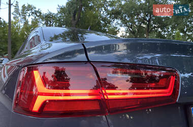 Седан Audi A6 2015 в 