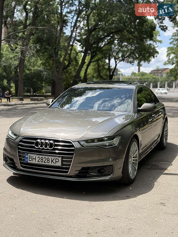 Седан Audi A6 2014 в 