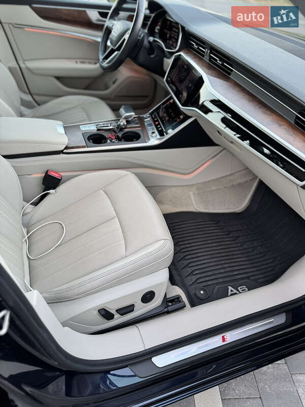 Седан Audi A6 2022 в Ужгороде