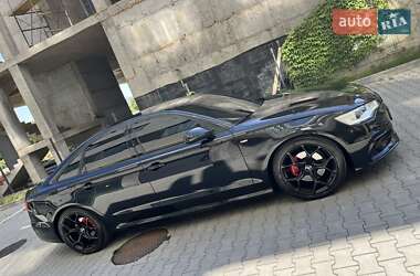 Седан Audi A6 2014 в 