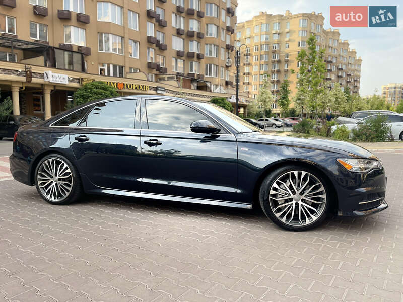 Седан Audi A6 2015 в Киеве