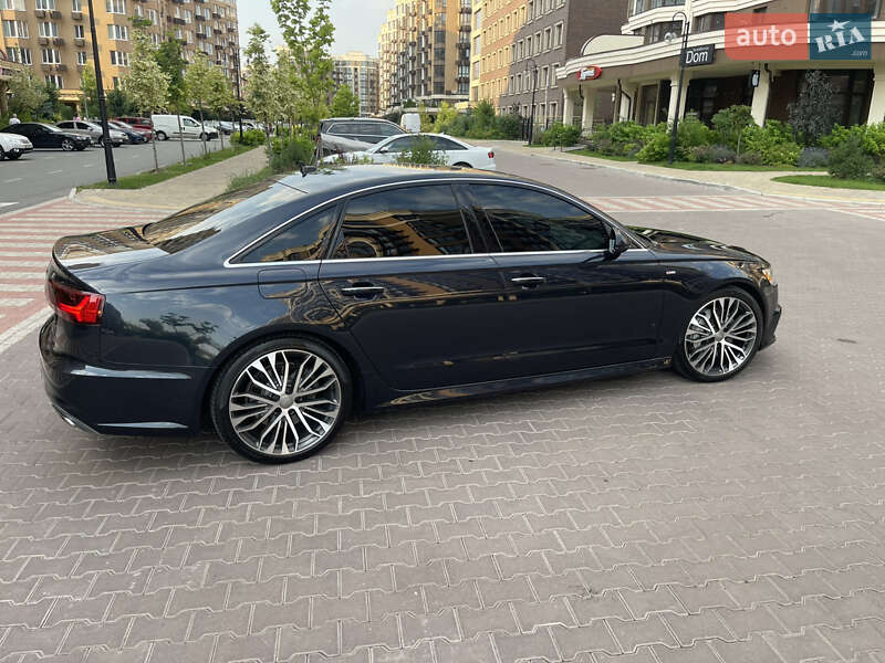 Седан Audi A6 2015 в Киеве