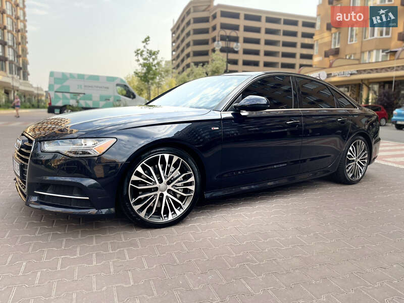 Седан Audi A6 2015 в Киеве