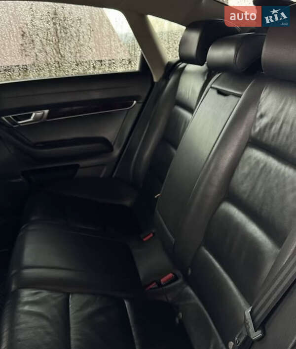 Седан Audi A6 2010 в Самборе