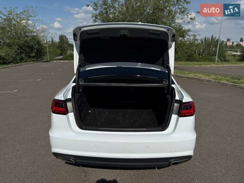 Седан Audi A6 2017 в Кривому Розі