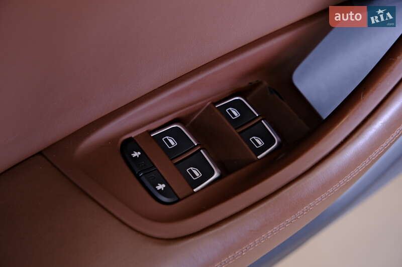 Седан Audi A6 2015 в Одессе
