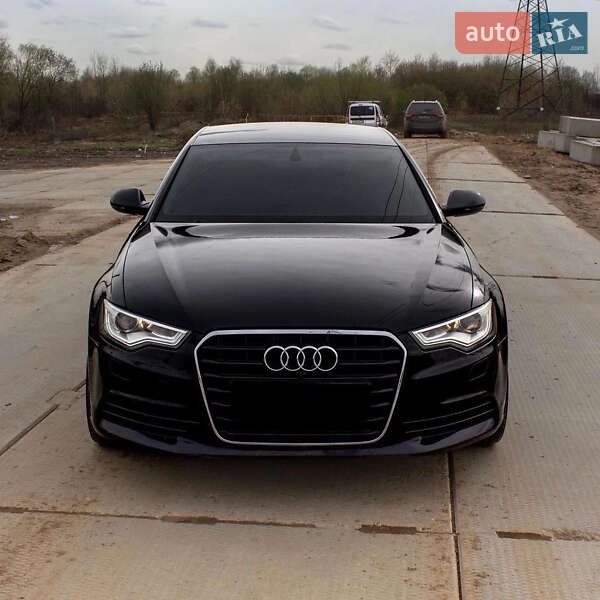 Седан Audi A6 2012 в 
