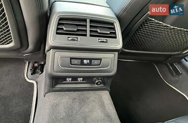 Седан Audi A6 2019 в 