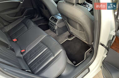 Седан Audi A6 2019 в 