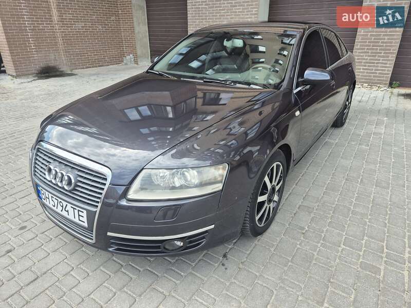 Седан Audi A6 2004 в 