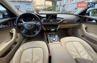 Седан Audi A6 2013 в 