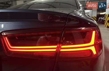 Седан Audi A6 2015 в 