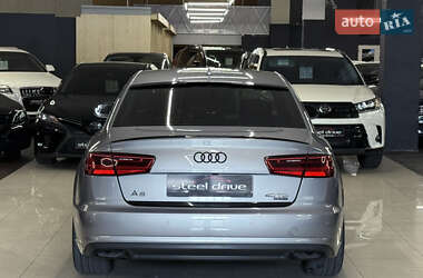 Седан Audi A6 2015 в 